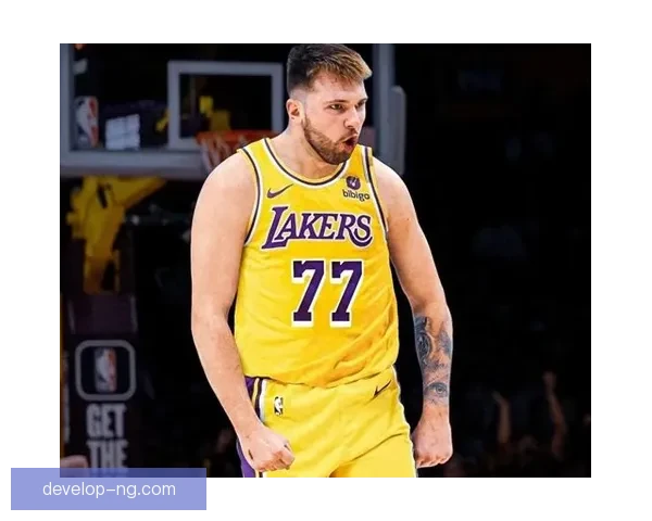 独行侠迎来新赛季变革 史密斯与东契奇携手冲击总冠军